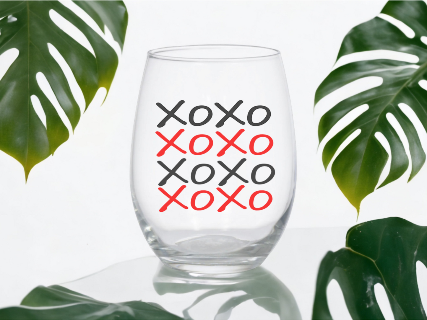 XOXO Wine Glass